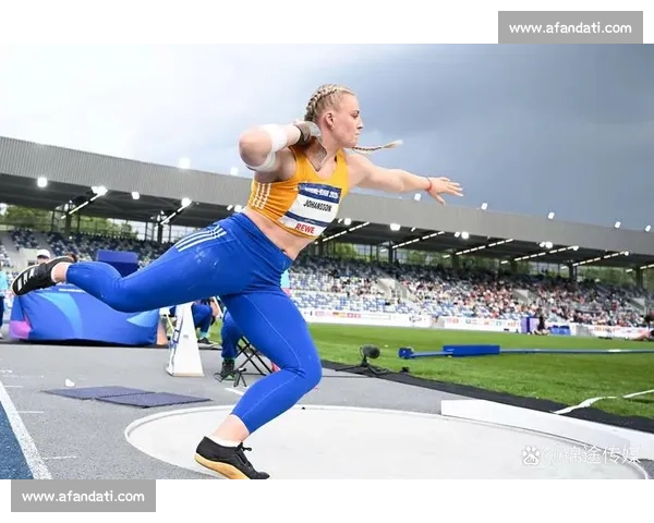 铅球比赛精彩瞬间回顾：运动员爆发力与精准度的完美较量